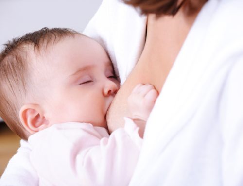 La lactancia materna beneficia la futura salud bucodental del recién nacido